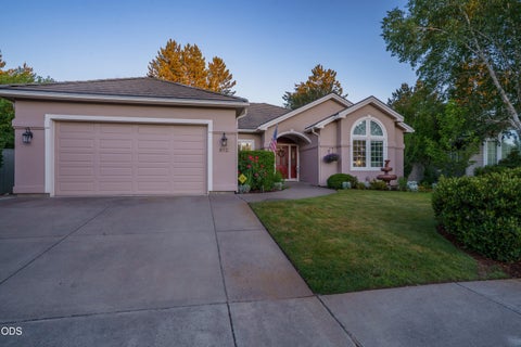 Tiny photo for 912 Mountain View Drive, Medford, OR 97504 (MLS # 220223708)