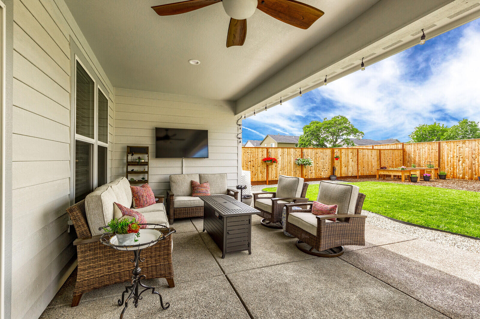 Eagle Point Golf Community - Residential