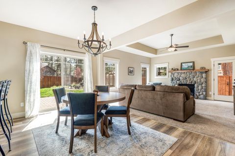 Tiny photo for 801 S Wrangler Court, Sisters, OR 97759 (MLS # 220219435)