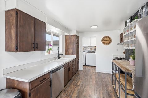 Tiny photo for 6125 Wocus Road, Klamath Falls, OR 97601 (MLS # 220215543)