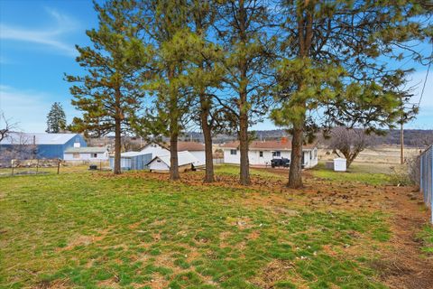 Tiny photo for 6125 Wocus Road, Klamath Falls, OR 97601 (MLS # 220215543)