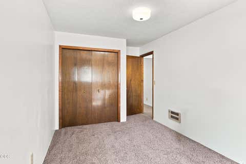 Tiny photo for 51250 Parker Road, La Pine, OR 97739 (MLS # 220226020)