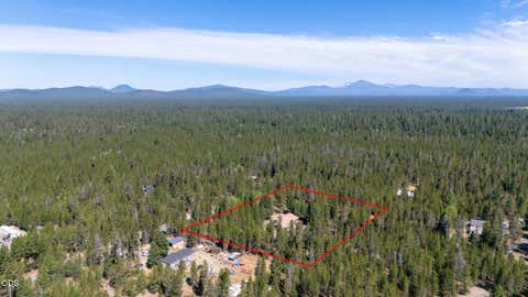 Tiny photo for 51250 Parker Road, La Pine, OR 97739 (MLS # 220226020)