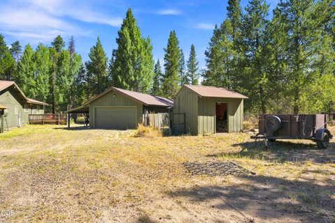 Tiny photo for 51250 Parker Road, La Pine, OR 97739 (MLS # 220226020)