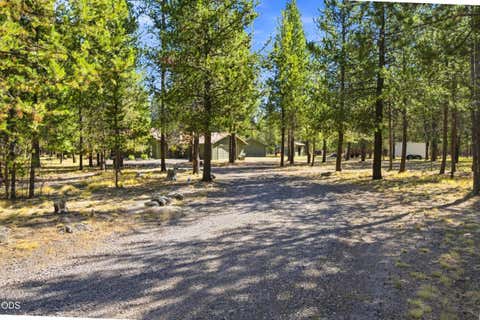 Tiny photo for 51250 Parker Road, La Pine, OR 97739 (MLS # 220226020)