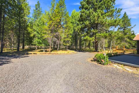 Tiny photo for 51250 Parker Road, La Pine, OR 97739 (MLS # 220226020)