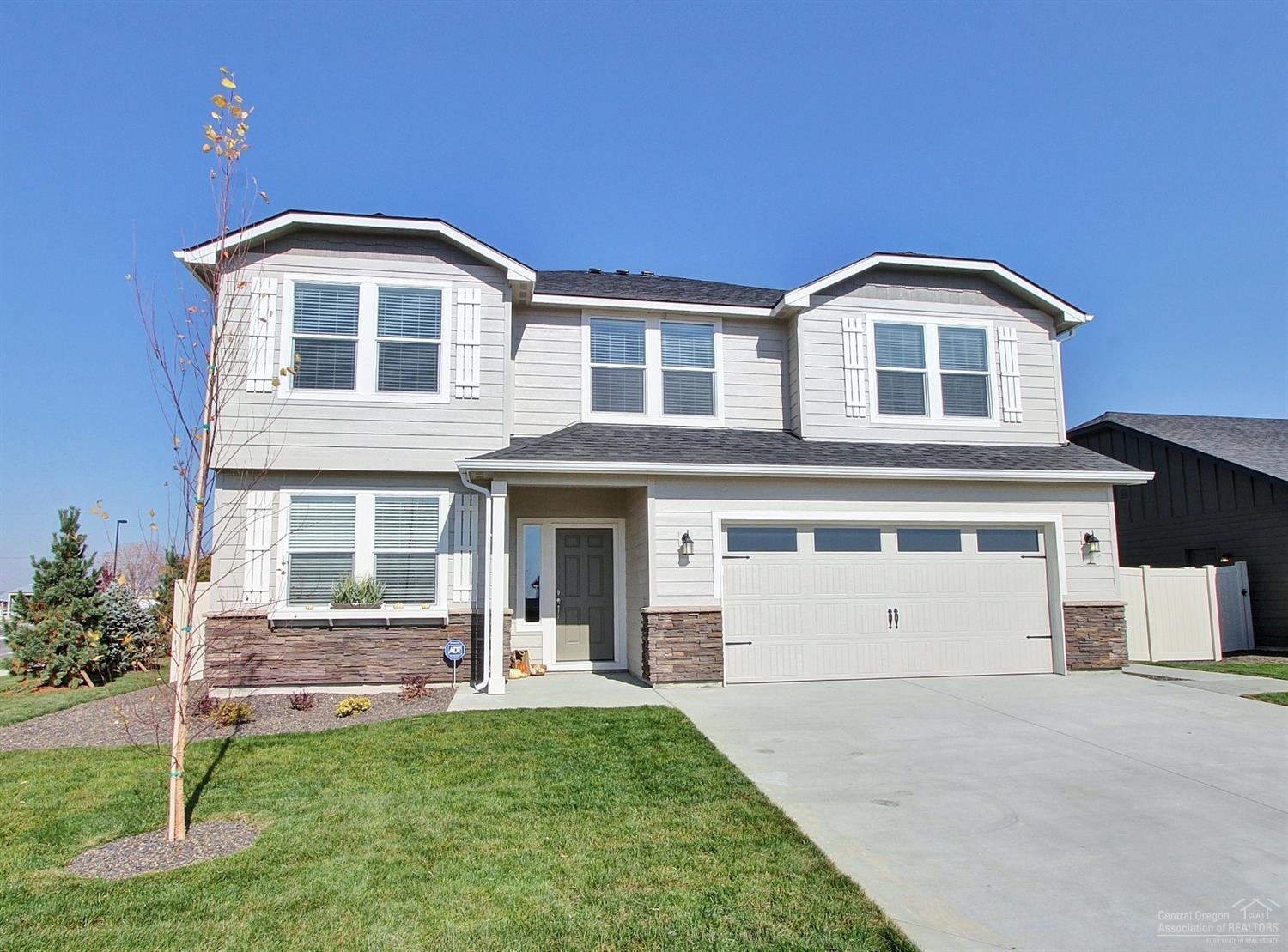 Megan Park - Residential