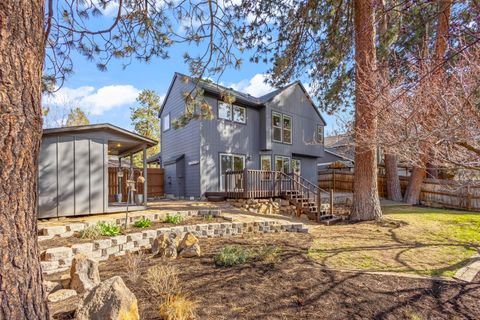 Tiny photo for 1101 SW Silver Lake Boulevard, Bend, OR 97702 (MLS # 220217495)