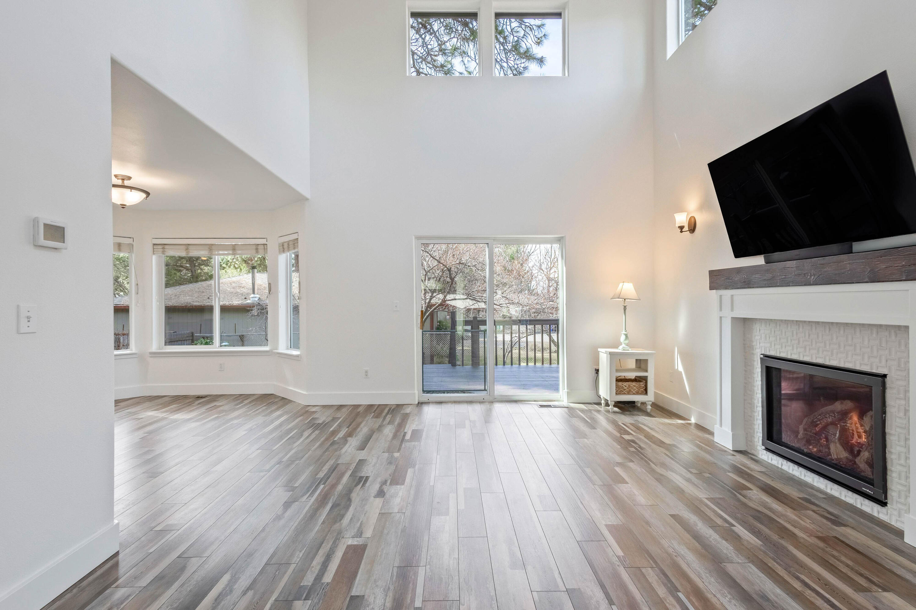 1101 SW Silver Lake Boulevard