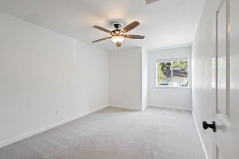 Tiny photo for 1101 SW Silver Lake Boulevard, Bend, OR 97702 (MLS # 220217495)