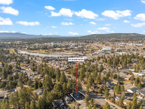 Tiny photo for 1101 SW Silver Lake Boulevard, Bend, OR 97702 (MLS # 220217495)