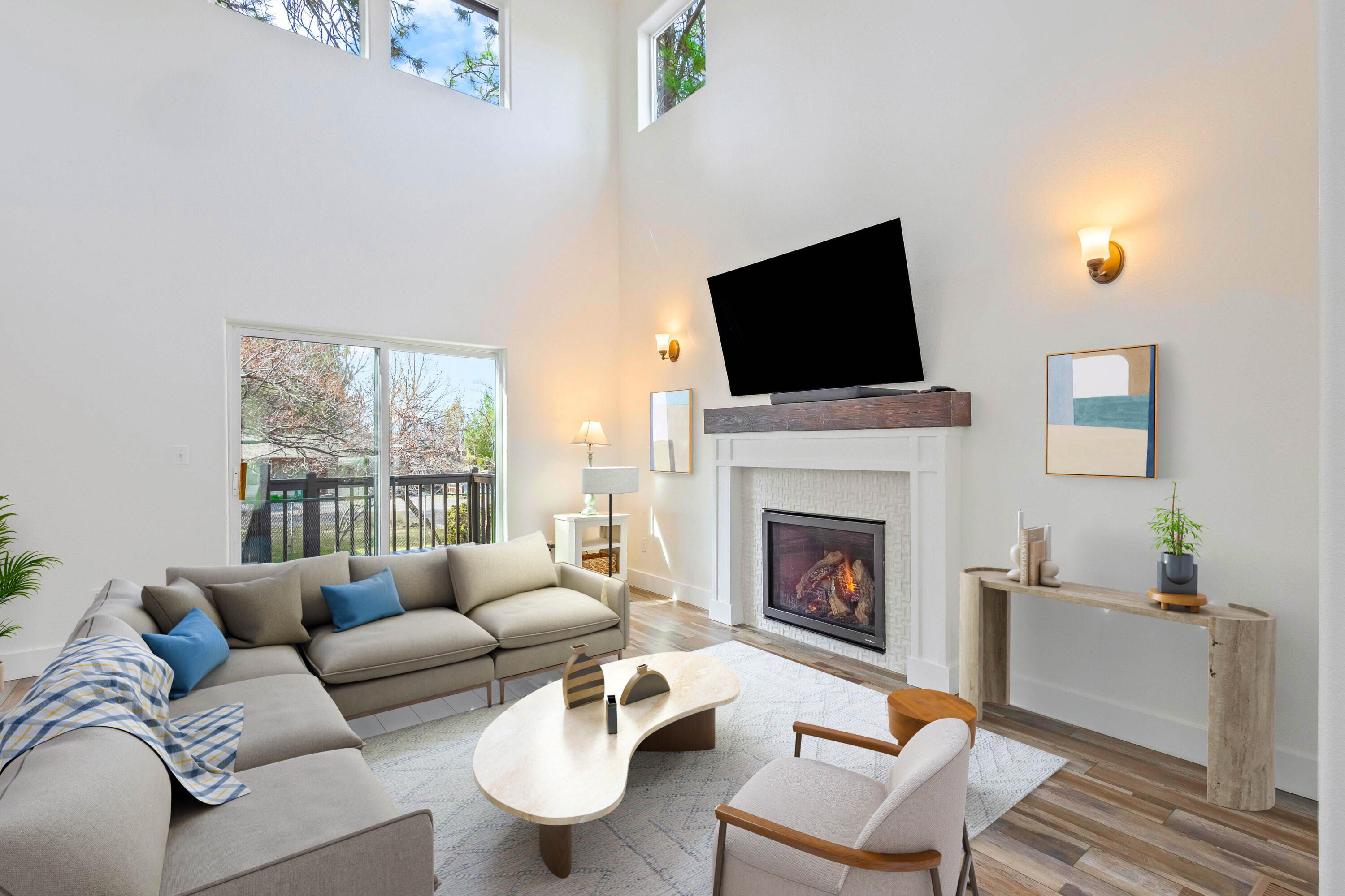 1101 SW Silver Lake Boulevard