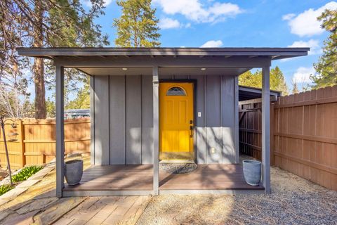 Tiny photo for 1101 SW Silver Lake Boulevard, Bend, OR 97702 (MLS # 220217495)