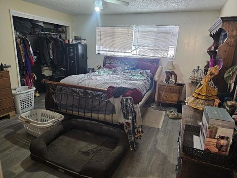 Tiny photo for 3411 Grenada Way, Klamath Falls, OR 97603 (MLS # 220215670)