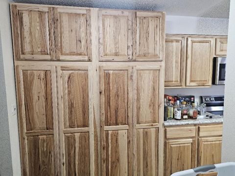 Tiny photo for 3411 Grenada Way, Klamath Falls, OR 97603 (MLS # 220215670)