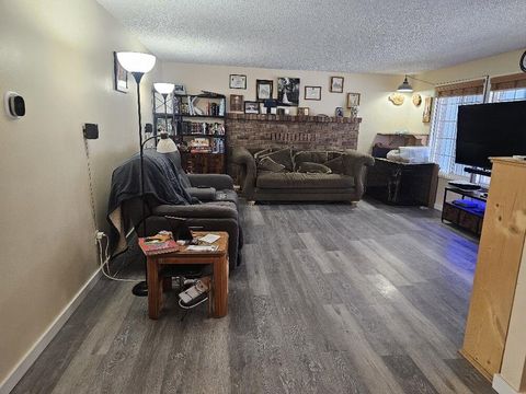 Tiny photo for 3411 Grenada Way, Klamath Falls, OR 97603 (MLS # 220215670)