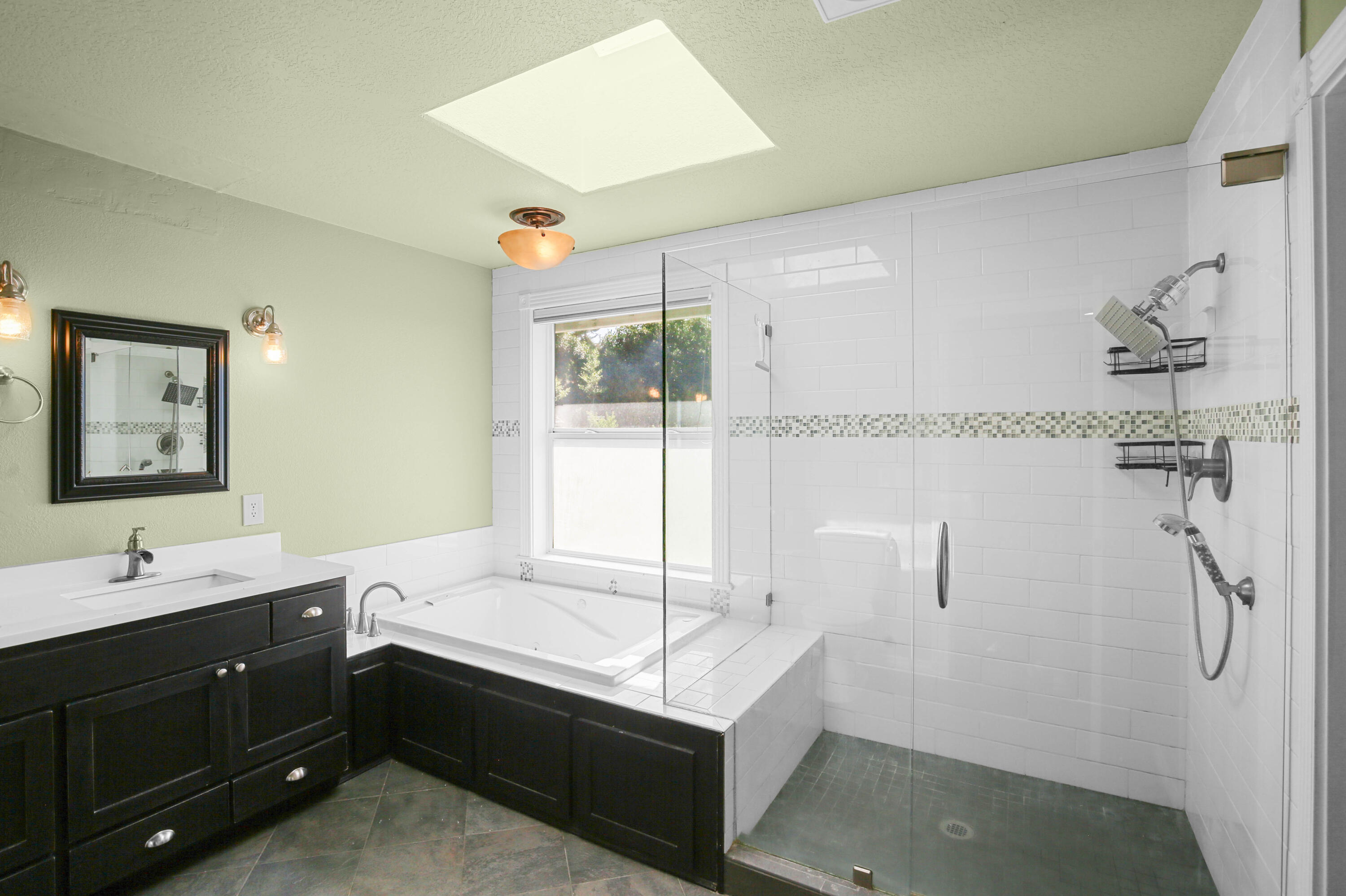 Innsbruck Ridge At Vista Pointe Phase 1 And 2 - Residential