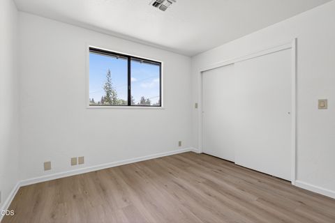 Tiny photo for 502 S B Street, Phoenix, OR 97535 (MLS # 220223012)
