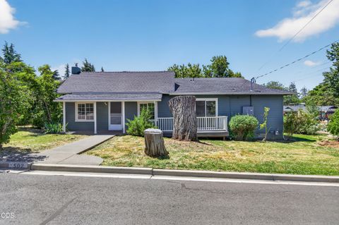 Tiny photo for 502 S B Street, Phoenix, OR 97535 (MLS # 220223012)