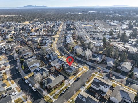 Tiny photo for 20702 Beaumont Drive, Bend, OR 97701 (MLS # 220215040)