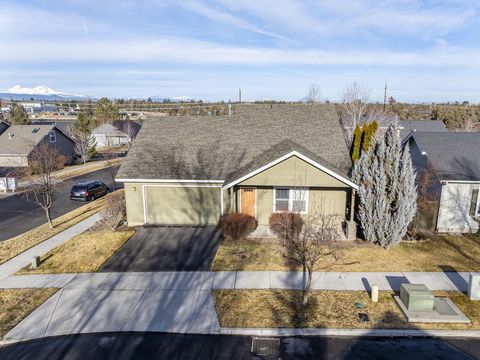 Tiny photo for 20702 Beaumont Drive, Bend, OR 97701 (MLS # 220215040)