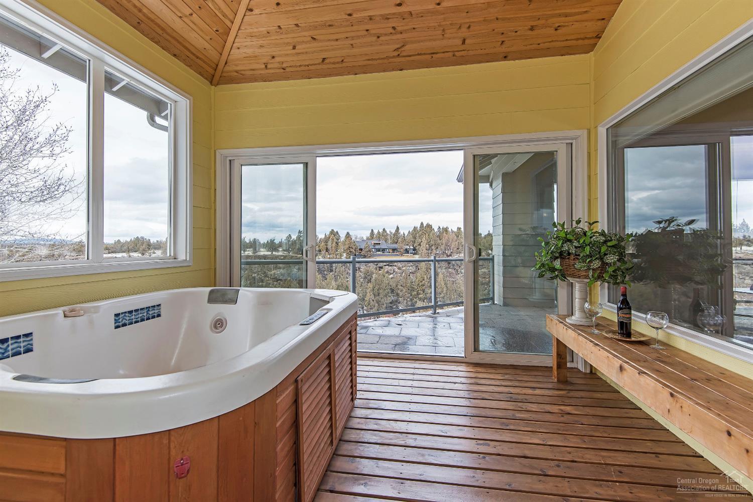 Eagle Crest - Residential