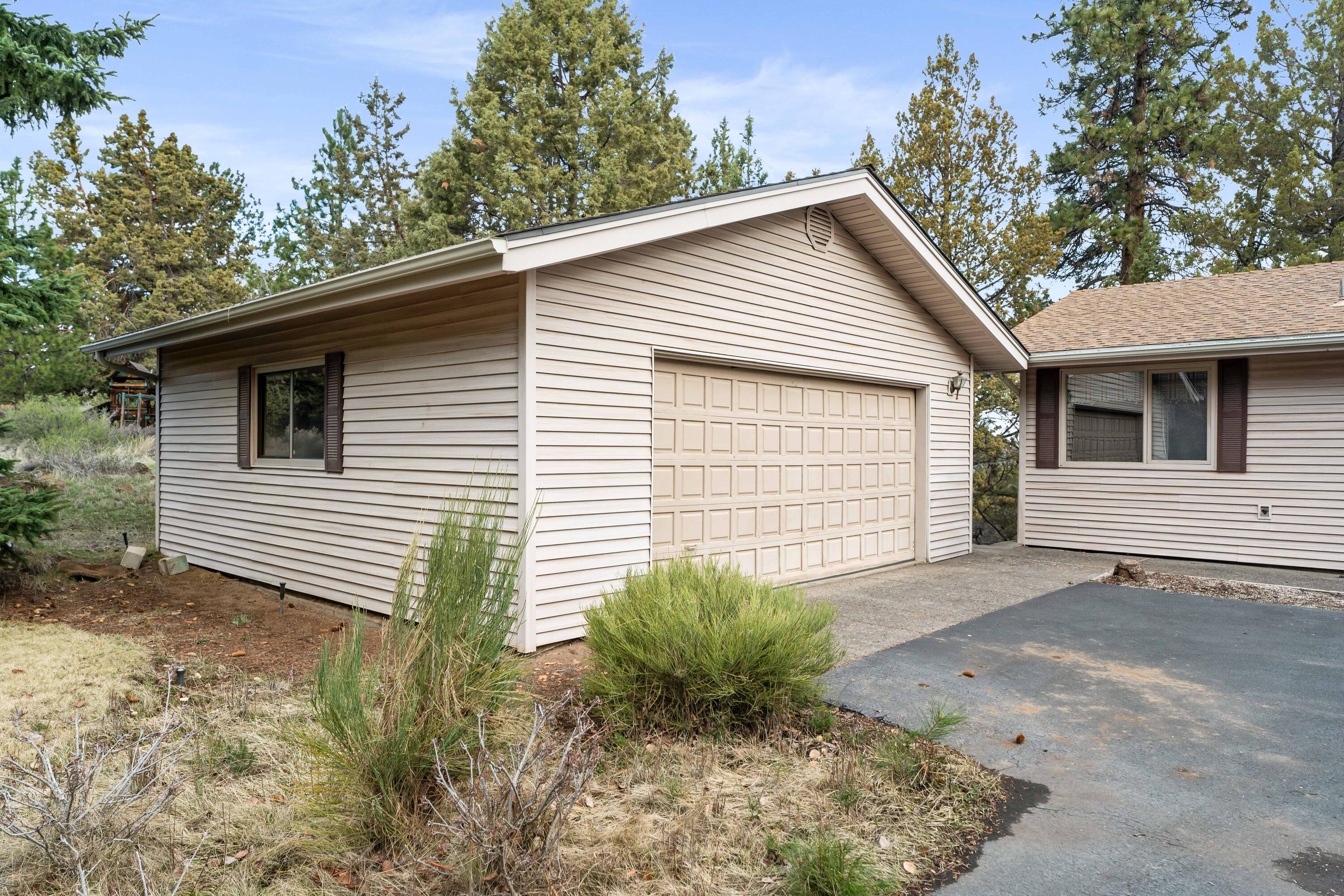 Awbrey Meadows - Residential