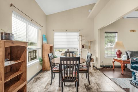 Tiny photo for 120 Linda Lane, Shady Cove, OR 97539 (MLS # 220219911)