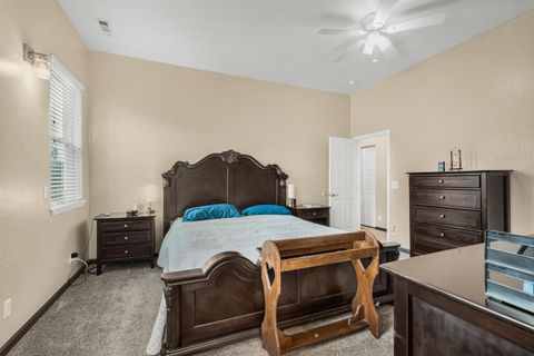 Tiny photo for 120 Linda Lane, Shady Cove, OR 97539 (MLS # 220219911)