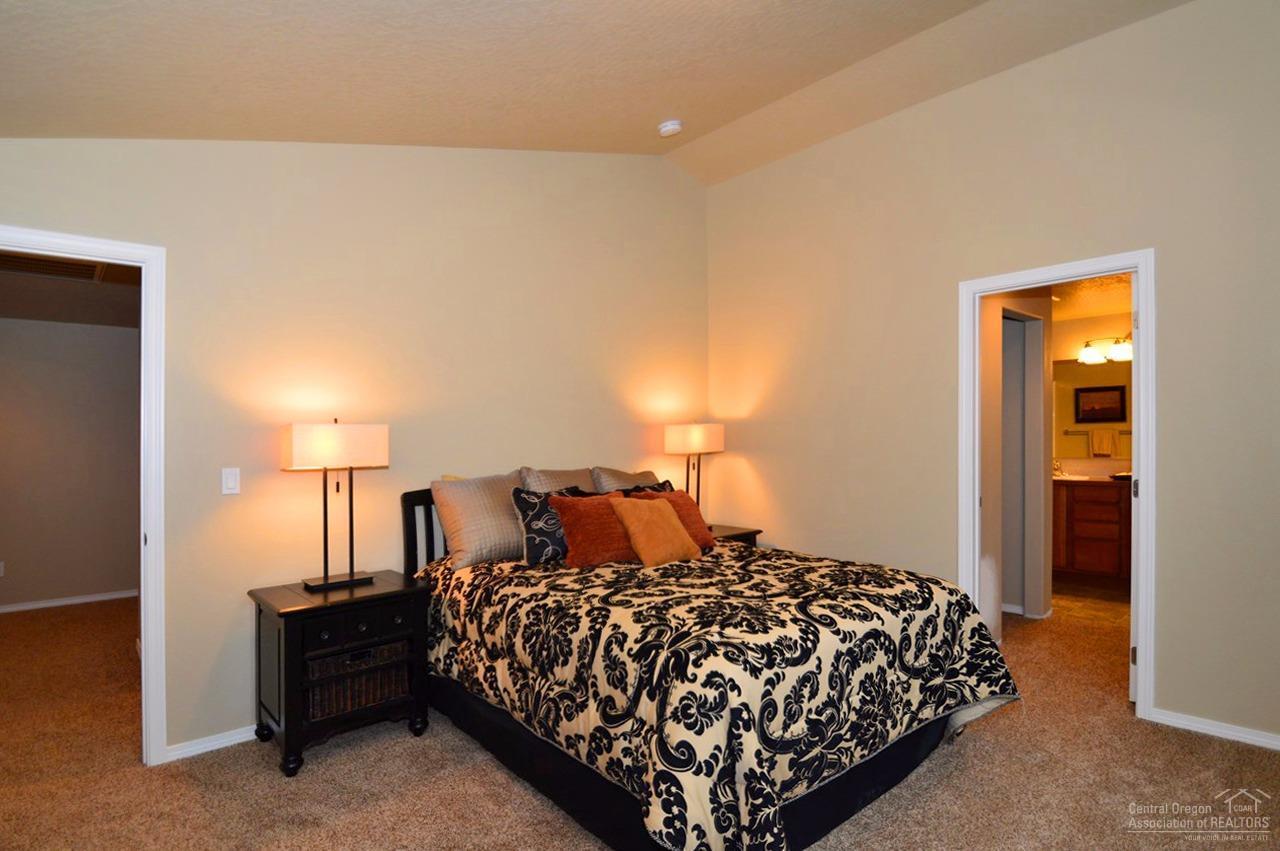 Maple Meadows - Residential