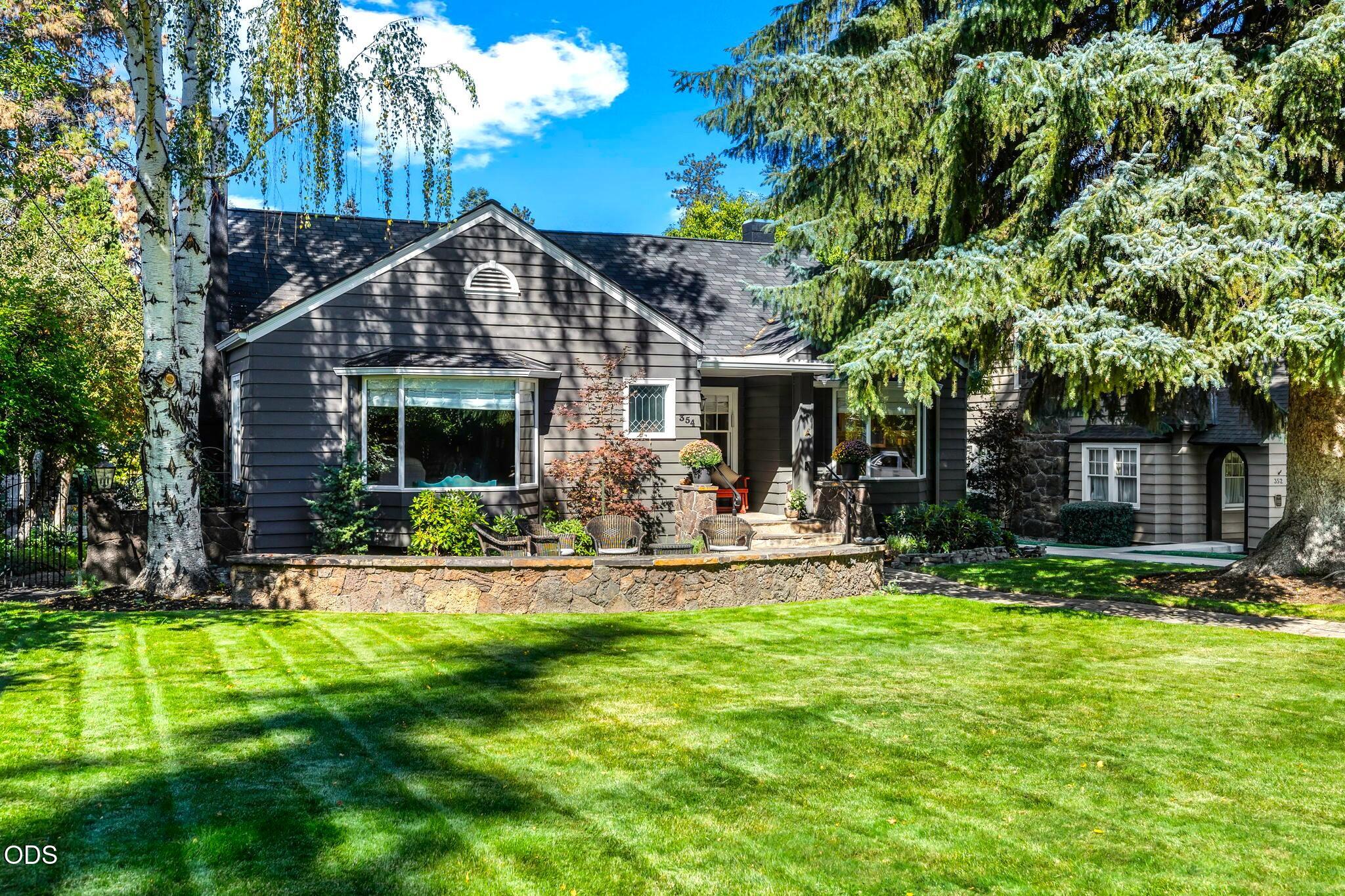 354 NW Drake Road