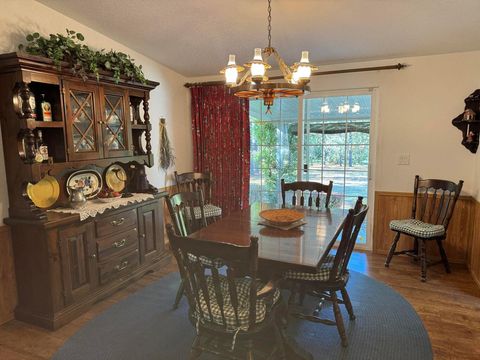 Tiny photo for 876 Ferry Road, Grants Pass, OR 97526 (MLS # 220215704)