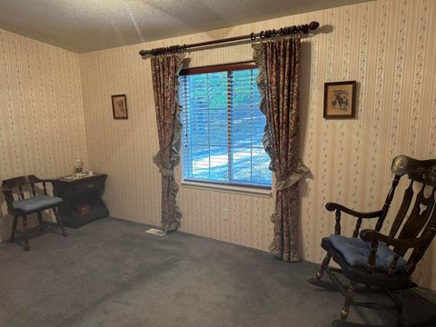 Tiny photo for 876 Ferry Road, Grants Pass, OR 97526 (MLS # 220215704)