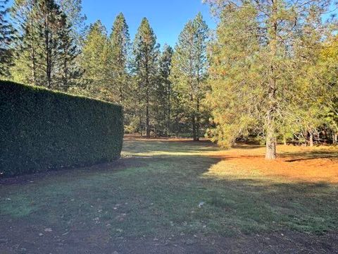Tiny photo for 876 Ferry Road, Grants Pass, OR 97526 (MLS # 220215704)