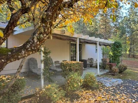 Tiny photo for 876 Ferry Road, Grants Pass, OR 97526 (MLS # 220215704)