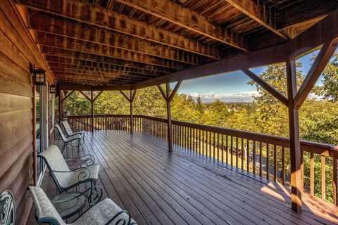 Tiny photo for 2070 Skyview Drive, Medford, OR 97501 (MLS # 220211531)