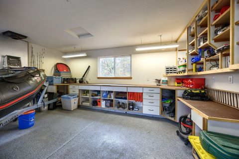 Tiny photo for 2070 Skyview Drive, Medford, OR 97501 (MLS # 220211531)