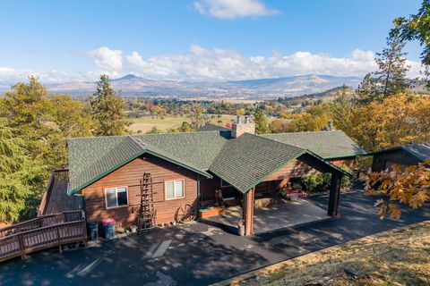 Tiny photo for 2070 Skyview Drive, Medford, OR 97501 (MLS # 220211531)