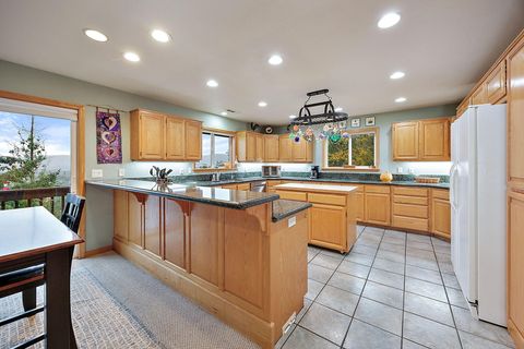 Tiny photo for 2070 Skyview Drive, Medford, OR 97501 (MLS # 220211531)