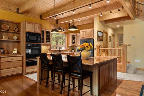 Tiny photo for 14879 Chuckwagon Court, Sisters, OR 97759 (MLS # 220223198)