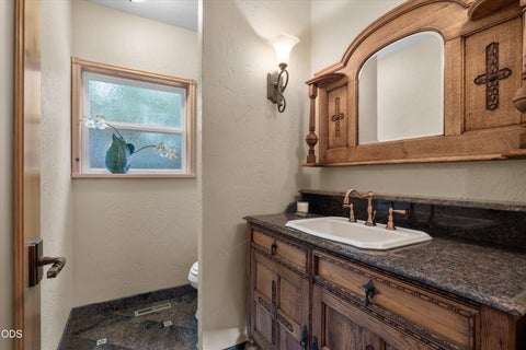 Tiny photo for 14879 Chuckwagon Court, Sisters, OR 97759 (MLS # 220223198)