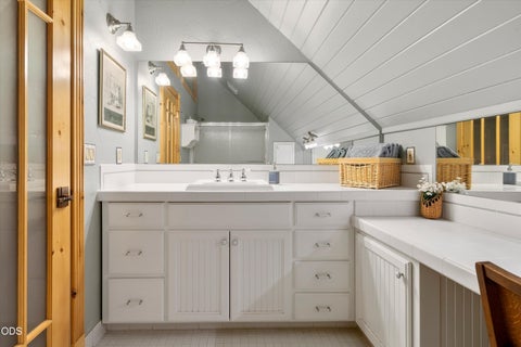 Tiny photo for 14879 Chuckwagon Court, Sisters, OR 97759 (MLS # 220223198)