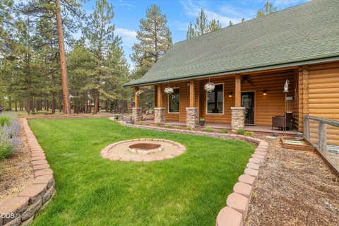 Tiny photo for 14879 Chuckwagon Court, Sisters, OR 97759 (MLS # 220223198)