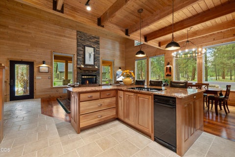 Tiny photo for 14879 Chuckwagon Court, Sisters, OR 97759 (MLS # 220223198)