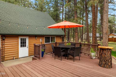 Tiny photo for 14879 Chuckwagon Court, Sisters, OR 97759 (MLS # 220223198)