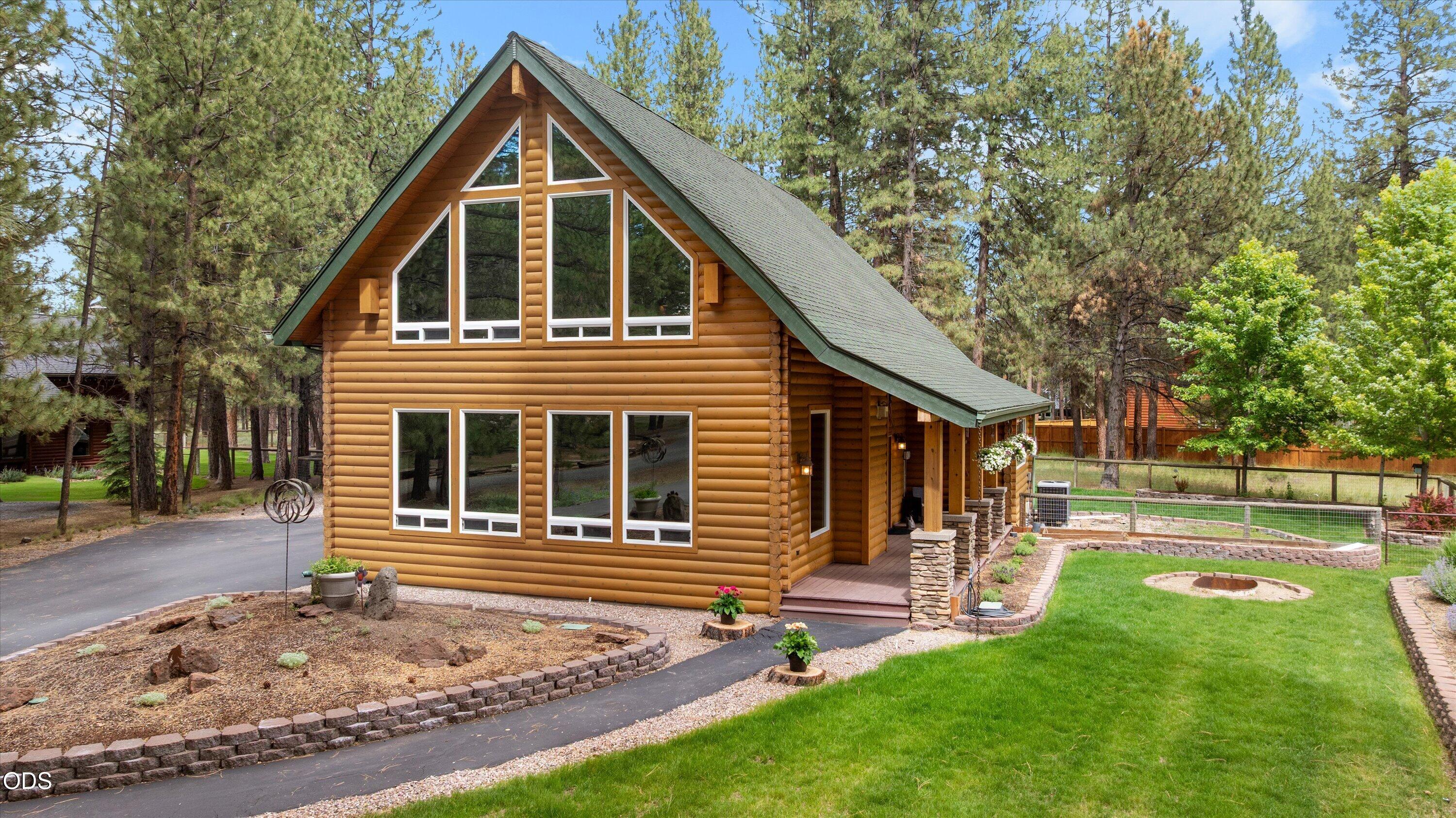 14879 Chuckwagon Court