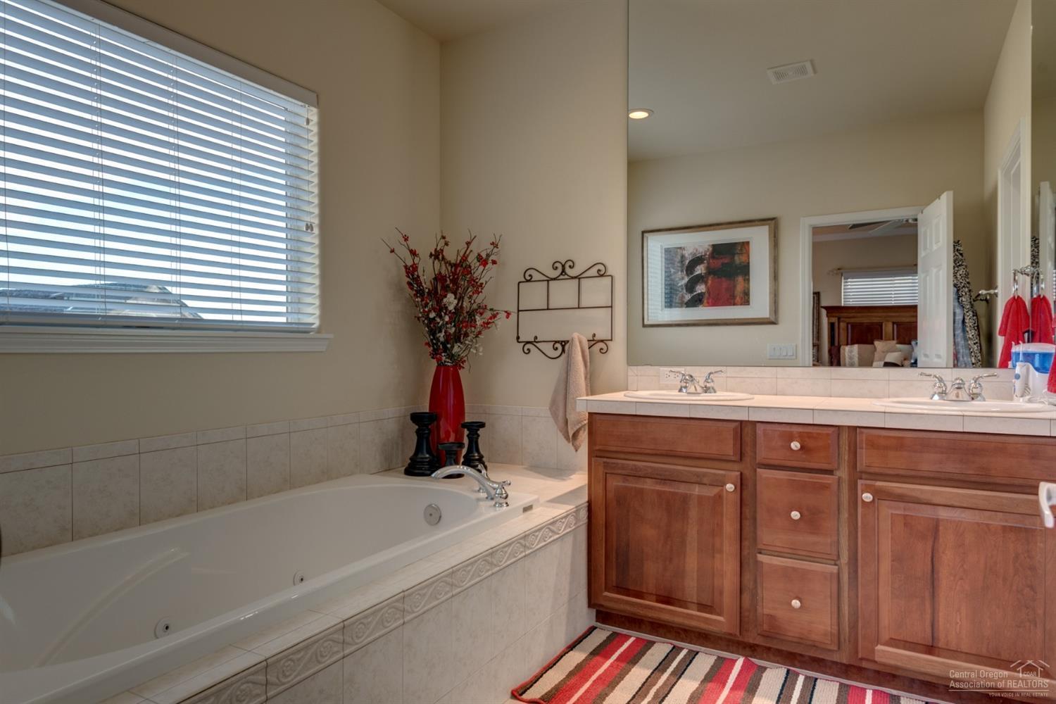 Cascade View Estates - Residential