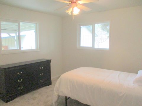 Tiny photo for 414 N Baker Avenue, Chiloquin, OR 97624 (MLS # 220217018)