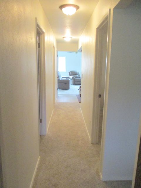 Tiny photo for 414 N Baker Avenue, Chiloquin, OR 97624 (MLS # 220217018)