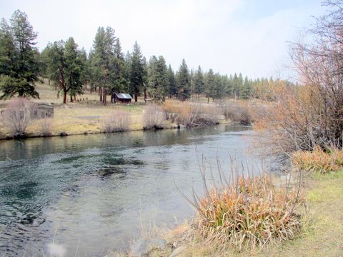 Tiny photo for 414 N Baker Avenue, Chiloquin, OR 97624 (MLS # 220217018)